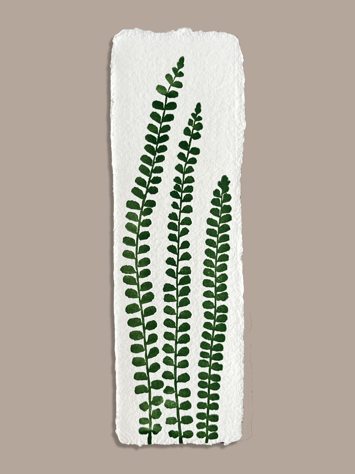 Marque-page artisanal, réalisé en série à la main. Inspiré d'une vraie plante.